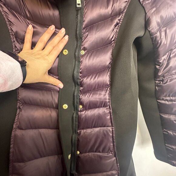 EUC T Tahari Down Jacket Asymmetrical Front Zipper - Size M - Purple/Black - Picture 4 of 12